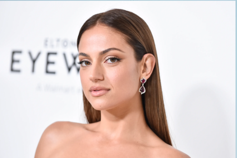 Inanna Sarkis Net Worth: A Rising Star in the Digital Realm